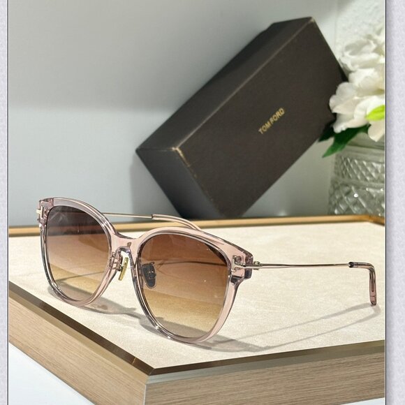 Tom Ford Pink Cat Eye Sunglasses main image 4